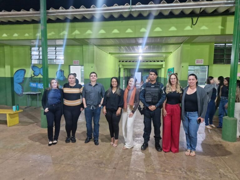 Polícias Civil e Militar realizam palestras de prevenção ao aliciamento de jovens pelo crime em Pedro Gomes