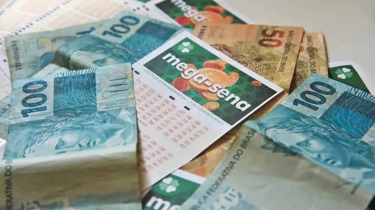 Aposta de apenas R$ 6 leva prêmio histórico de R$ 324,8 milhões na Mega-Sena